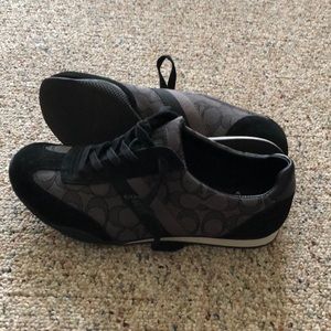 Coach sneakers logo print NEW never worn